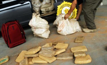 Senafront decomisa cocaína y detiene a cinco personas en la frontera con Costa Rica