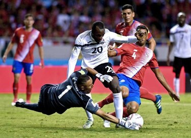 Ramírez ve a Costa Rica cerca de la clasificación