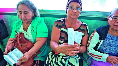 Refrendan 113 renglones de medicinas frente a escasez