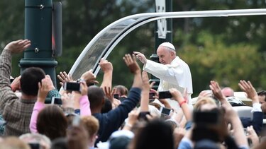 Papa abandona Filadelfia con llamamiento a proteger el planeta