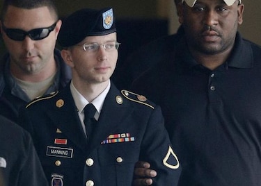 Chelsea Manning, fuente de Wikileaks inicia huelga de hambre