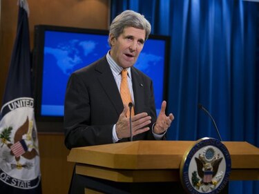 John Kerry opina que la situación de Grecia mejora