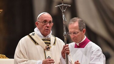 El Papa reclama sobriedad frente a la embriaguez de ‘consumo y de placeres’
