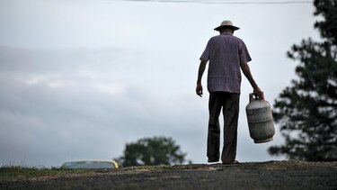 Debaten fórmula de precios del tanquecito de gas