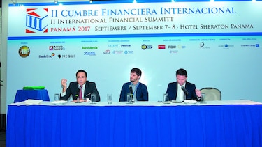 Bancos analizan retos de la digitalización