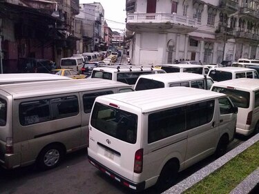 Conductores informales llegan a la Asamblea Nacional