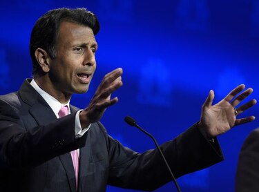 Bobby Jindal se retira de la contienda presidencial republicana en EU
