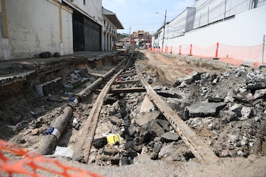 Denuncian anomalías en proyecto del Barrio Chino, donde fueron hallados rieles antiguos