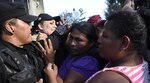 Al menos 22 chicas mueren al incendiarse un refugio juvenil en Guatemala