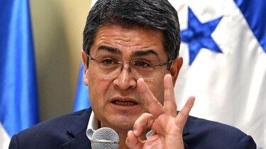 Juan Orlando Hernández: quién es el expresidente de Honduras que será indultado por Trump y por qué la justicia de EU lo acusó de convertir a su país en un ‘narcoestado’