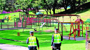 Firmas contra obra en el parque