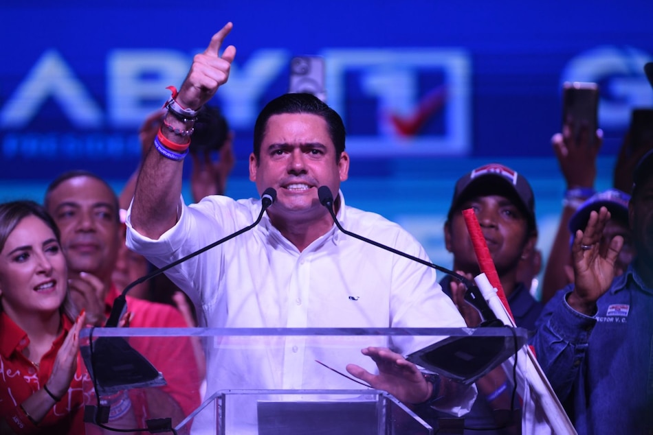 Procurador Caraballo pide al Parlacen certificar si Gaby Carrizo se juramentó como diputado