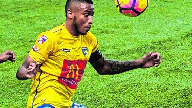 Stephens jugará en el fútbol de Portugal