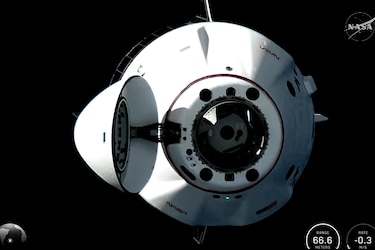 La misión Crew-12 se acopla con éxito a la EEI a bordo de la cápsula Dragon de SpaceX