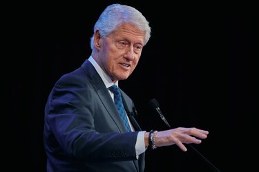 Caso Epstein: esta fue la respuesta de Bill Clinton sobre una foto en una actividad del fallecido magnate
