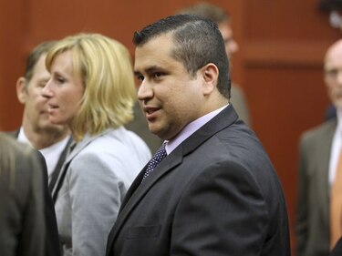 Promotor cancela controvertido combate de George Zimmerman