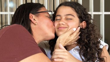 ‘Comí kétchup y queso y eso me mantuvo consciente’: la BBC habla con la niña de 12 años que sobrevivió 32 horas bajo los escombros tras los terremotos de Venezuela
