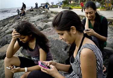 Facebook gana terreno entre jóvenes latinoamericanos