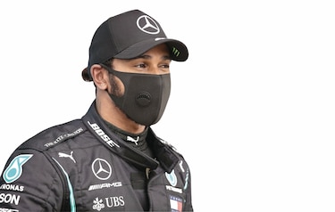 Hamilton logra otra ‘pole position’