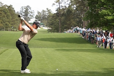 Inglés Rose amplía su liderato en el Masters, Conners logra hoyo en uno