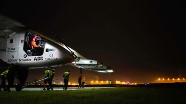 Postergan salida del avión Solar Impulse 2