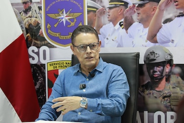 Por la vía exprés: Minseg selecciona al proveedor de los uniformes de la Policía en 4 horas; es un contrato de $6.9 millones