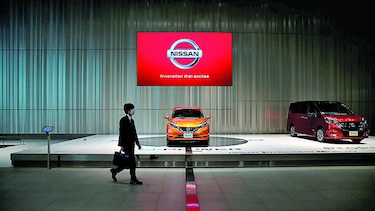 Nissan realiza nuevo llamado a revisión