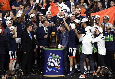 Virginia gana su primer título de baloncesto universitario