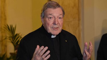 Cardenal Pell, responsable de Finanzas del Vaticano, acusado de abusos sexuales contra niños en Australia