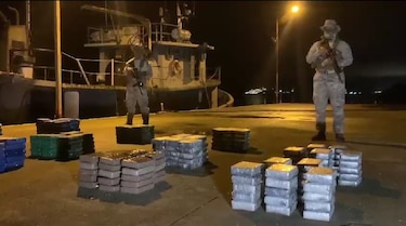 Juez imputa cargos a 21 personas por blanqueo de capitales