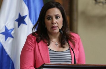 Primera dama hondureña admite tener residencia en Miami