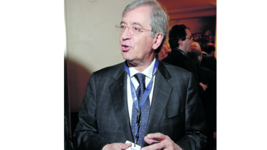 Dimite controlador financiero del Vaticano