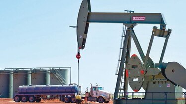Petroleras, favorecidas por plan sobre combustible