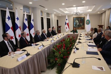 Mouynes se reúne con excancilleres para analizar la candidatura de Panamá al Consejo de Seguridad de la ONU