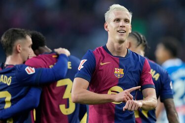 El Barcelona castiga a un combativo Espanyol
