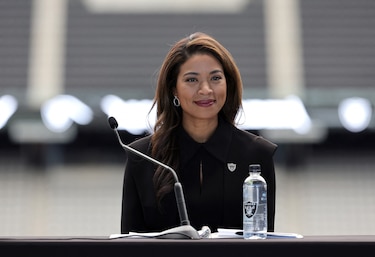 Raiders contratan a Sandra Douglass, primera presidenta afrodescendiente en la NFL