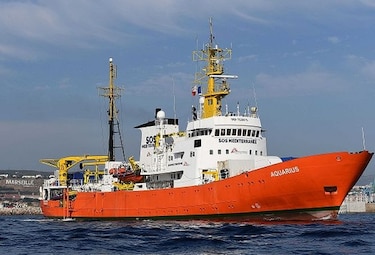 Buque Aquarius anuncia cese de sus actividades de salvamento