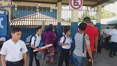 Desalojan escuela en Chitré  tras afectaciones por químico