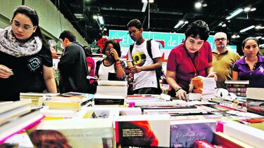 Más público participa de la cita anual con las letras