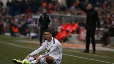 Ancelotti no juzga la fiesta de Cristiano y defiende su profesionalidad