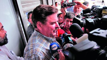 Juez condena a Garuz por agresión a periodista