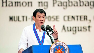 Duterte fustiga a la ONU por cuestionarlo