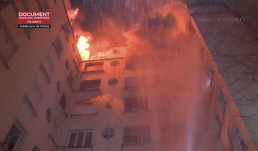 Ocho  muertos en incendio de edificio en la capital francesa