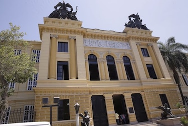 Instituto Nacional presenta deficiencias estructurales