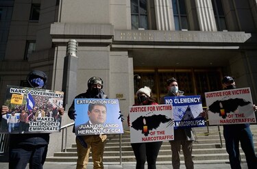 Justicia de Estados Unidos asegura que presidente hondureño fue socio en laboratorio de cocaína