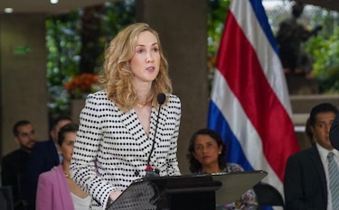 Presidenta de Costa Rica descarta Acuerdo Transpacífico y despide a ministra de Comercio