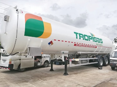 Panamá inicia distribución de gas natural en cisterna 