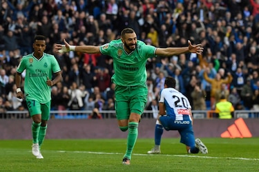 Con goles de Varane y Benzema, el Real Madrid supera 2-0 al Espanyol