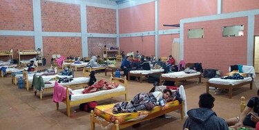 La barrera de la desidia contra los migrantes que buscan volver a su país