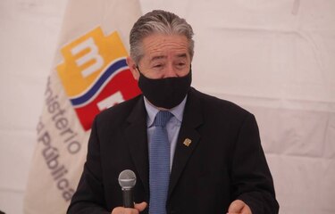Escándalos por vacunas reclaman un nuevo ministro, ahora en Ecuador
